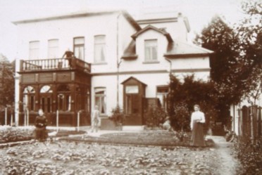 Gartenansicht des späteren Hauses Schnüpke, ca. 1904