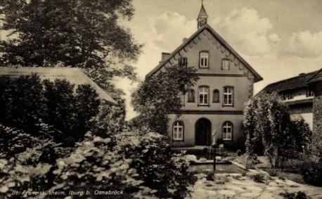 Franziskus-Hospital (Nordseite) auf einer Postkarte, gelaufen 1933