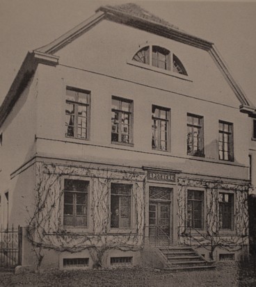 "Hirsch-Apotheke", um 1910