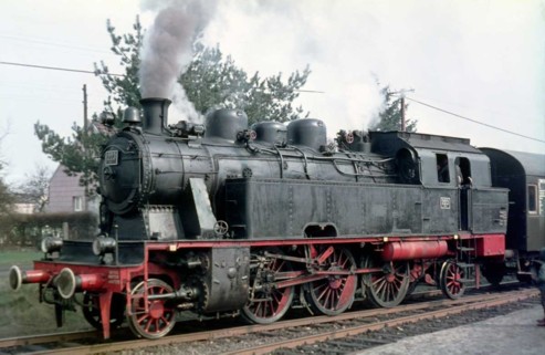 Die von Henschel 1929 erbaute TWE 223 bei ihrer Abschiedsfahrt